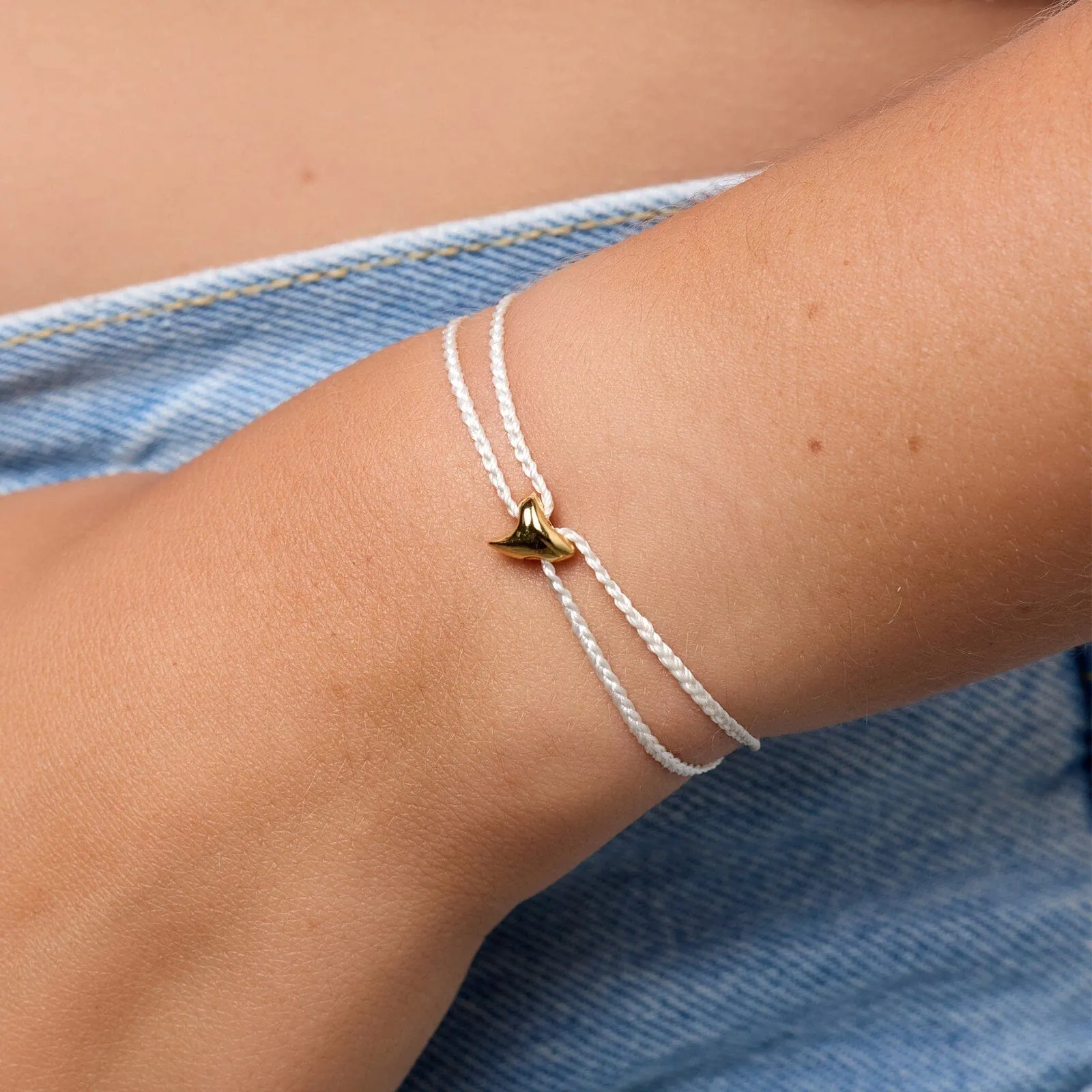 Dainty Shark Tooth Charm Bracelet sold by Pura Vida product image thumbnail 2