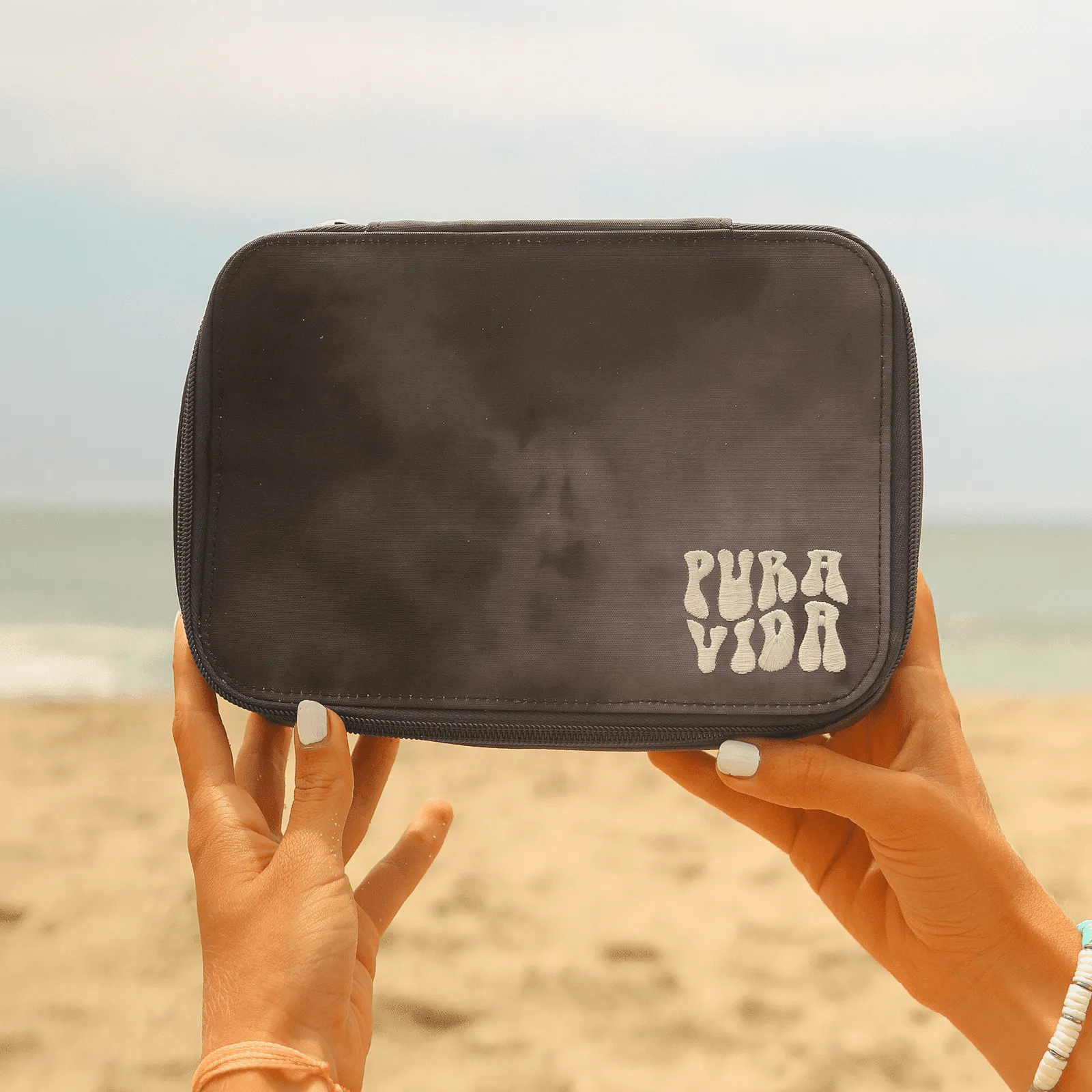 Large Grey Tie Dye Jewelry Case sold by Pura Vida product image thumbnail 5