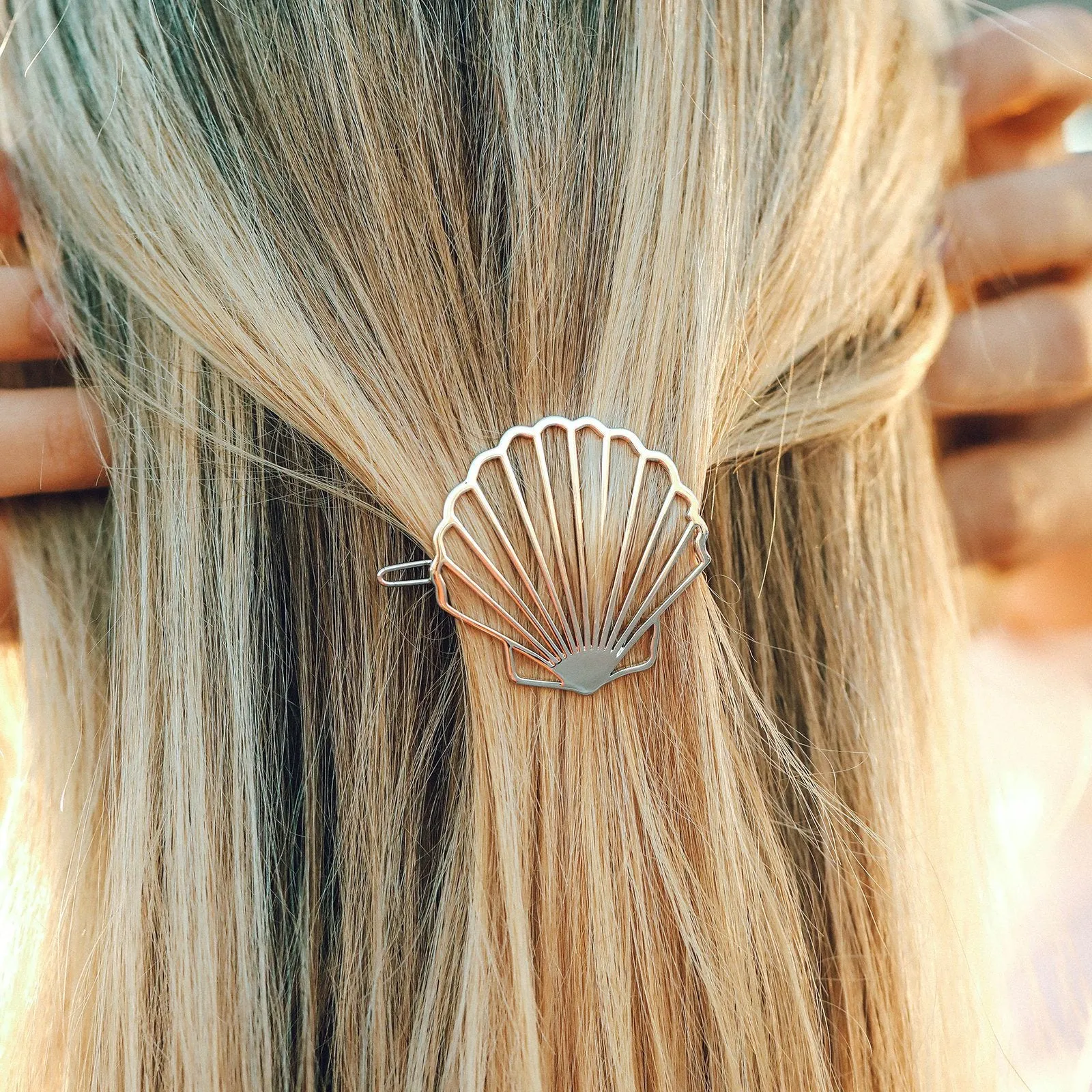 Clam Shell Hair Barrette sold by Pura Vida product image thumbnail 2
