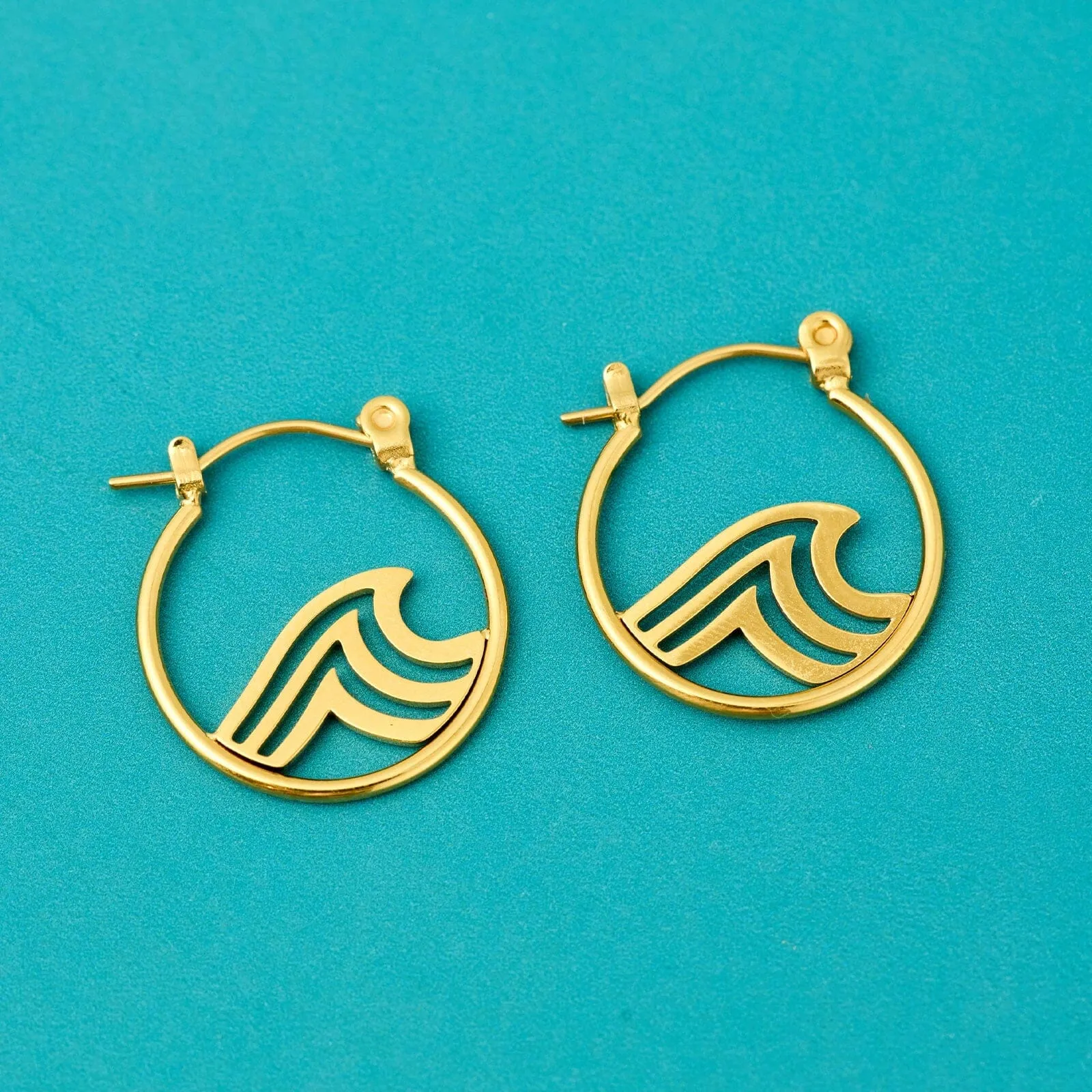 Surfrider Gold Wave Hoop Earrings sold by Pura Vida product image thumbnail 4