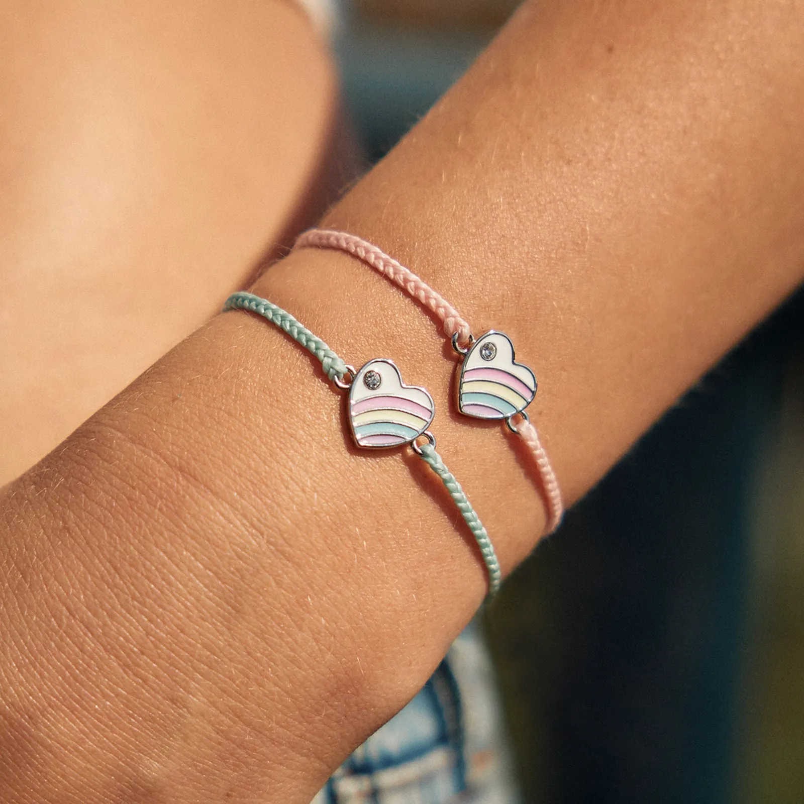 Pastel Vintage Heart Charm Bracelet sold by Pura Vida product image thumbnail 4