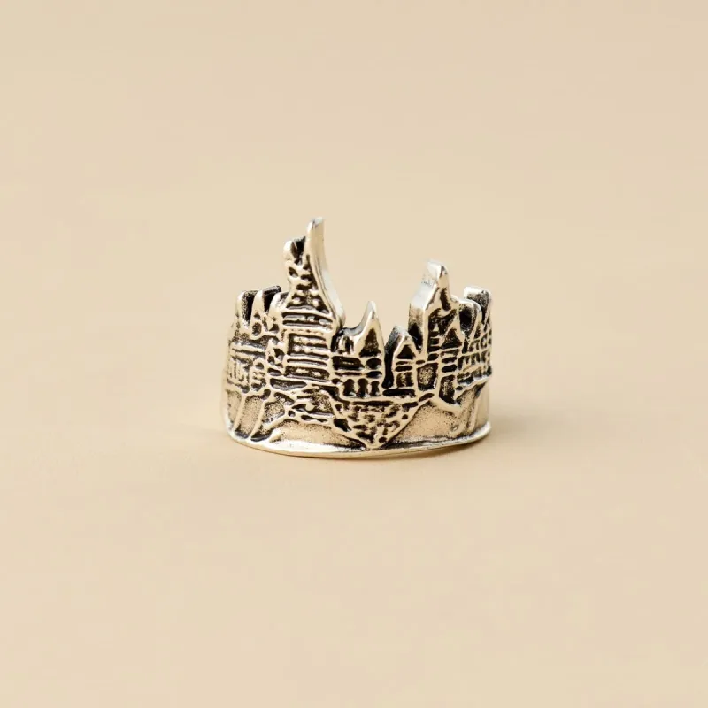 Hogwarts™ Ring made by Pura Vida