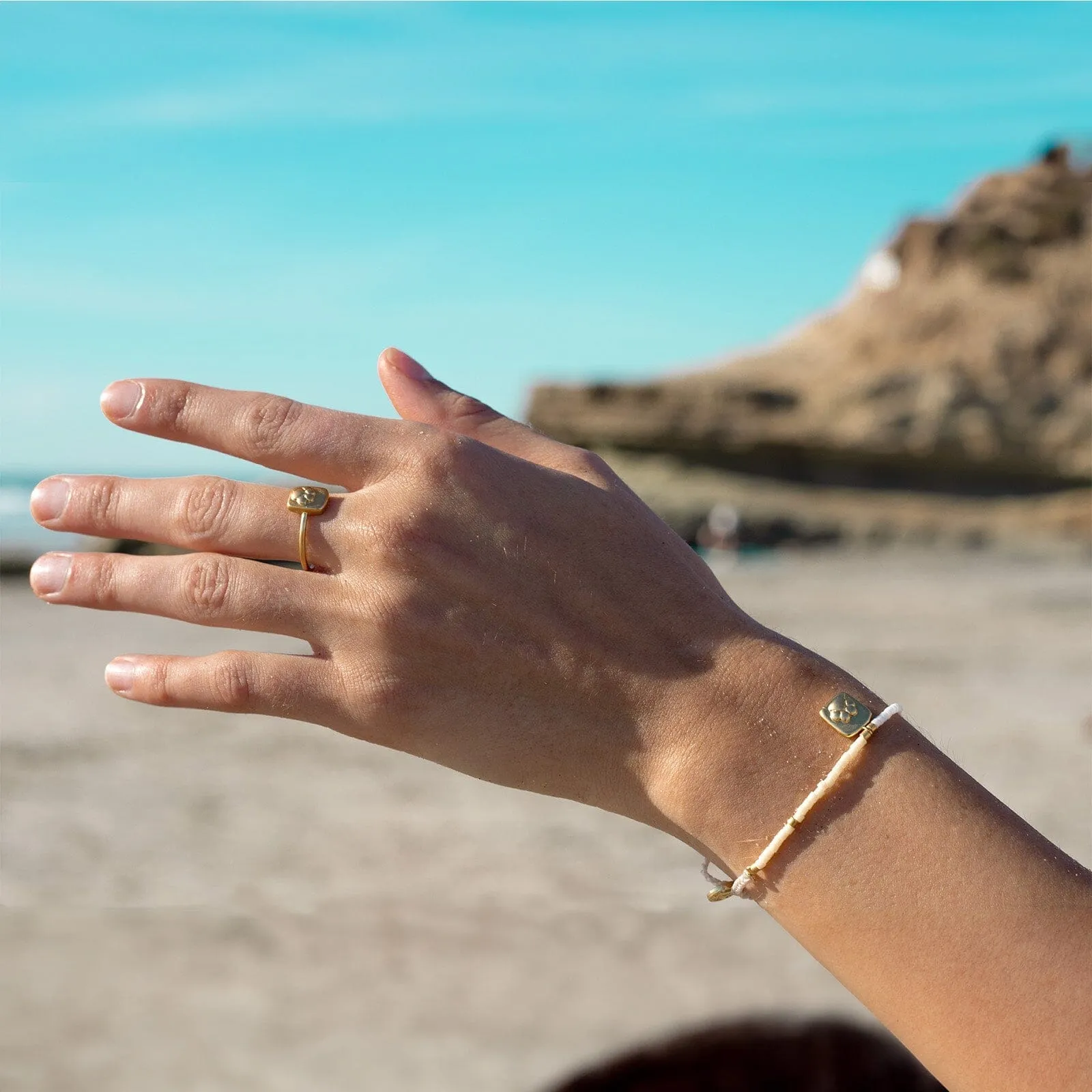 Paw Print Seed Bead Charm Bracelet sold by Pura Vida product image thumbnail 4