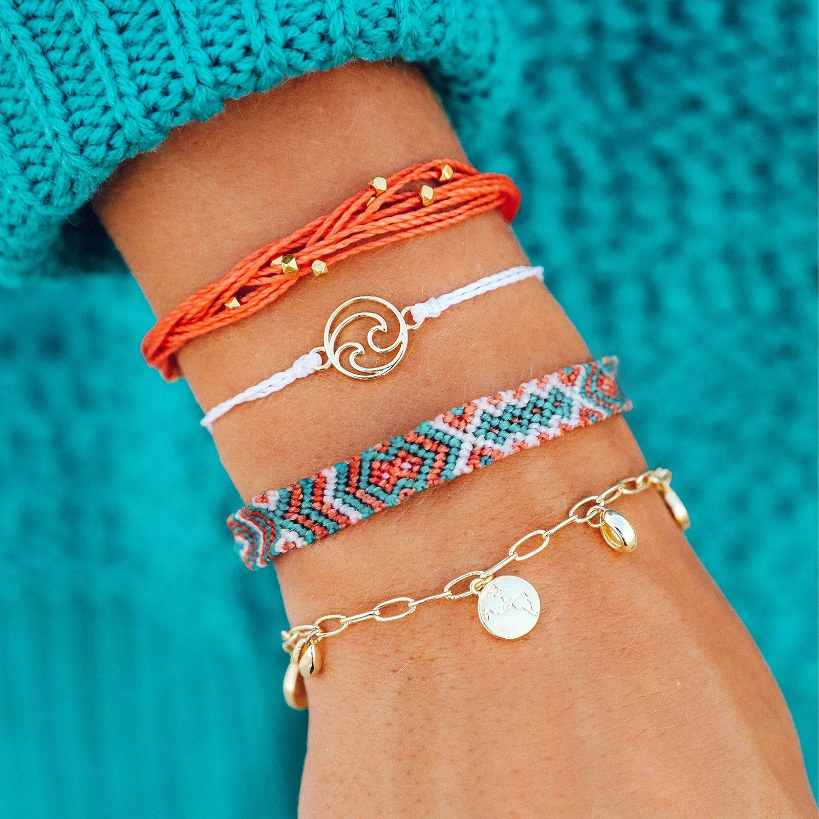 The Golden Hour Pack by Marla and Josie sold by Pura Vida product image thumbnail 2