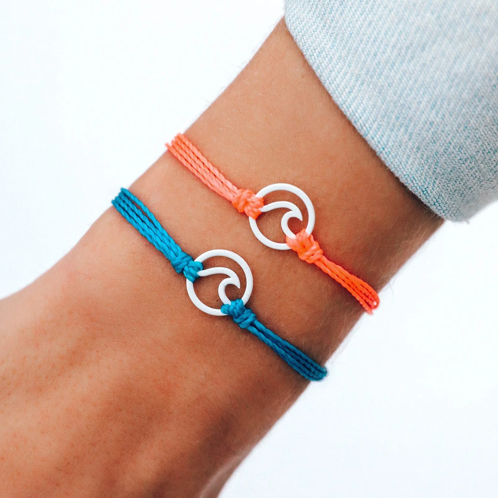 White Enamel Wave Charm sold by Pura Vida product image thumbnail 3