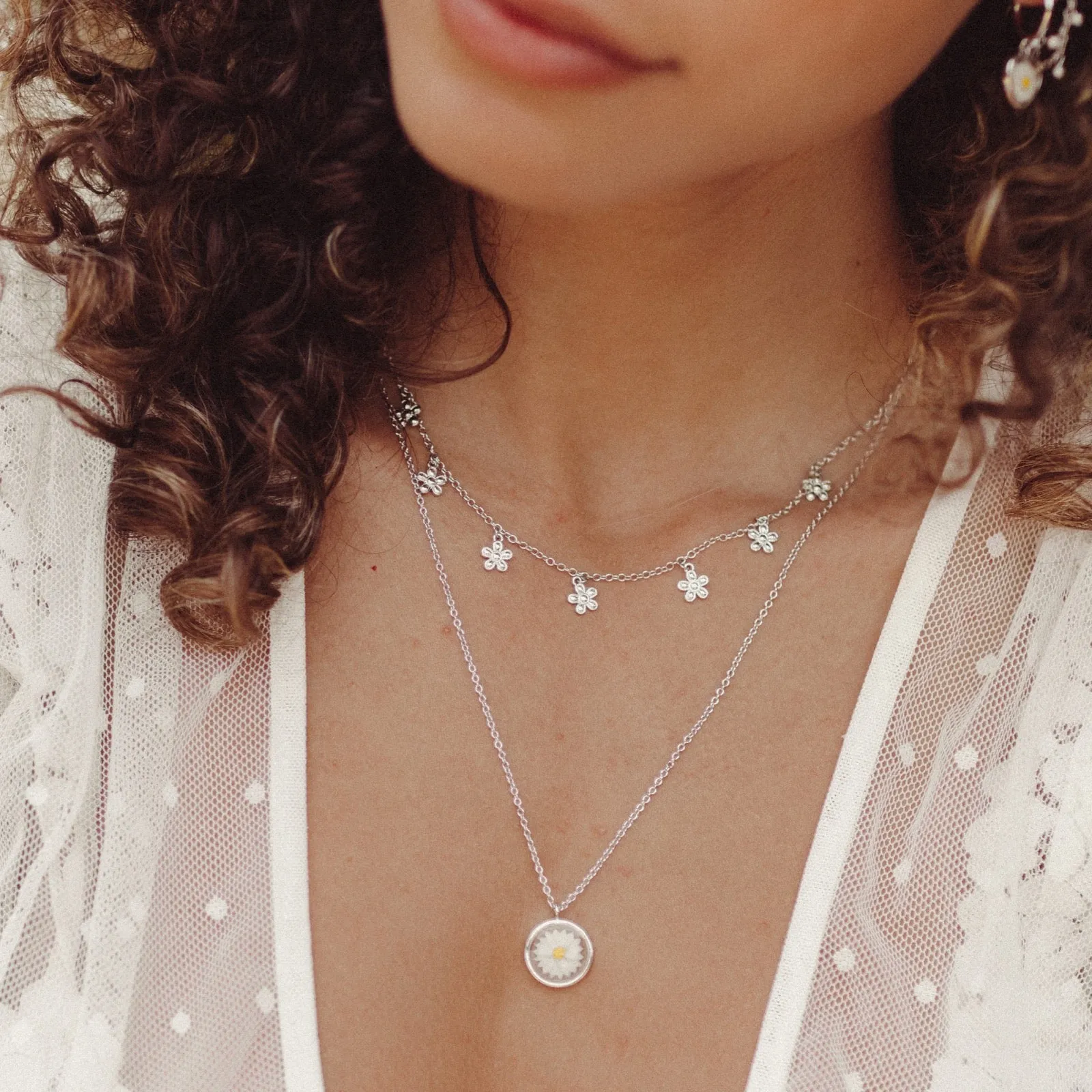 Bitty Daisies Choker sold by Pura Vida product image thumbnail 5