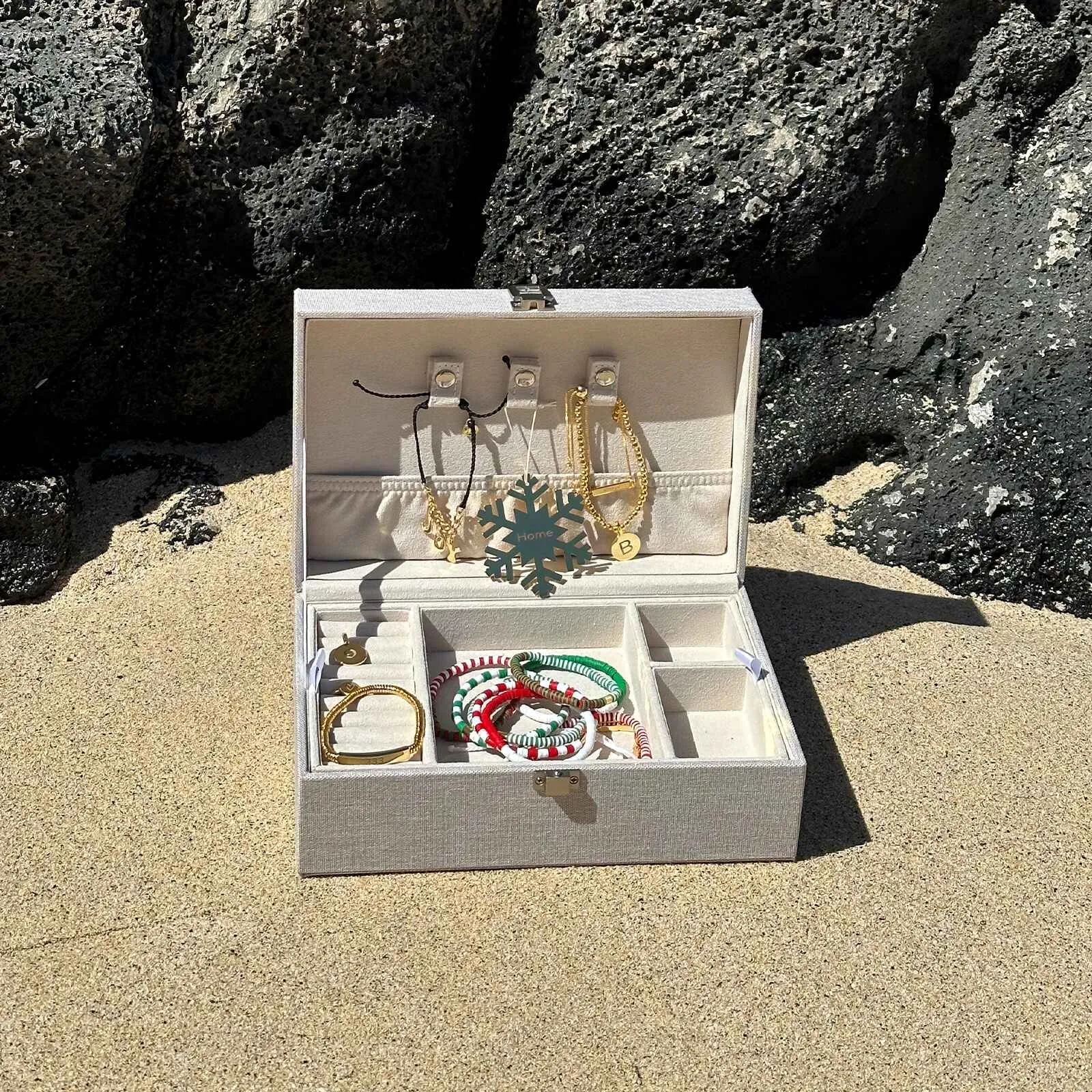 Linen Leather Jewelry Box sold by Pura Vida product image thumbnail 3