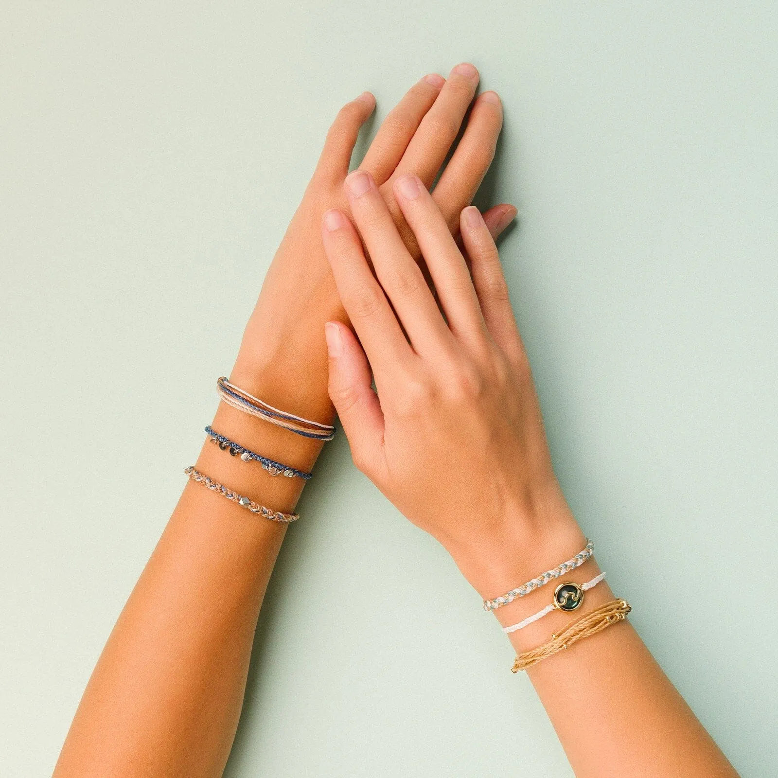 Glowing Wave Pack sold by Pura Vida product image thumbnail 4