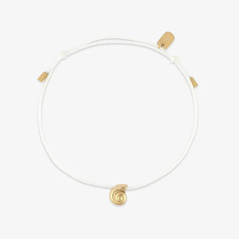 Lydia Seashell Charm Bracelet made by Pura Vida