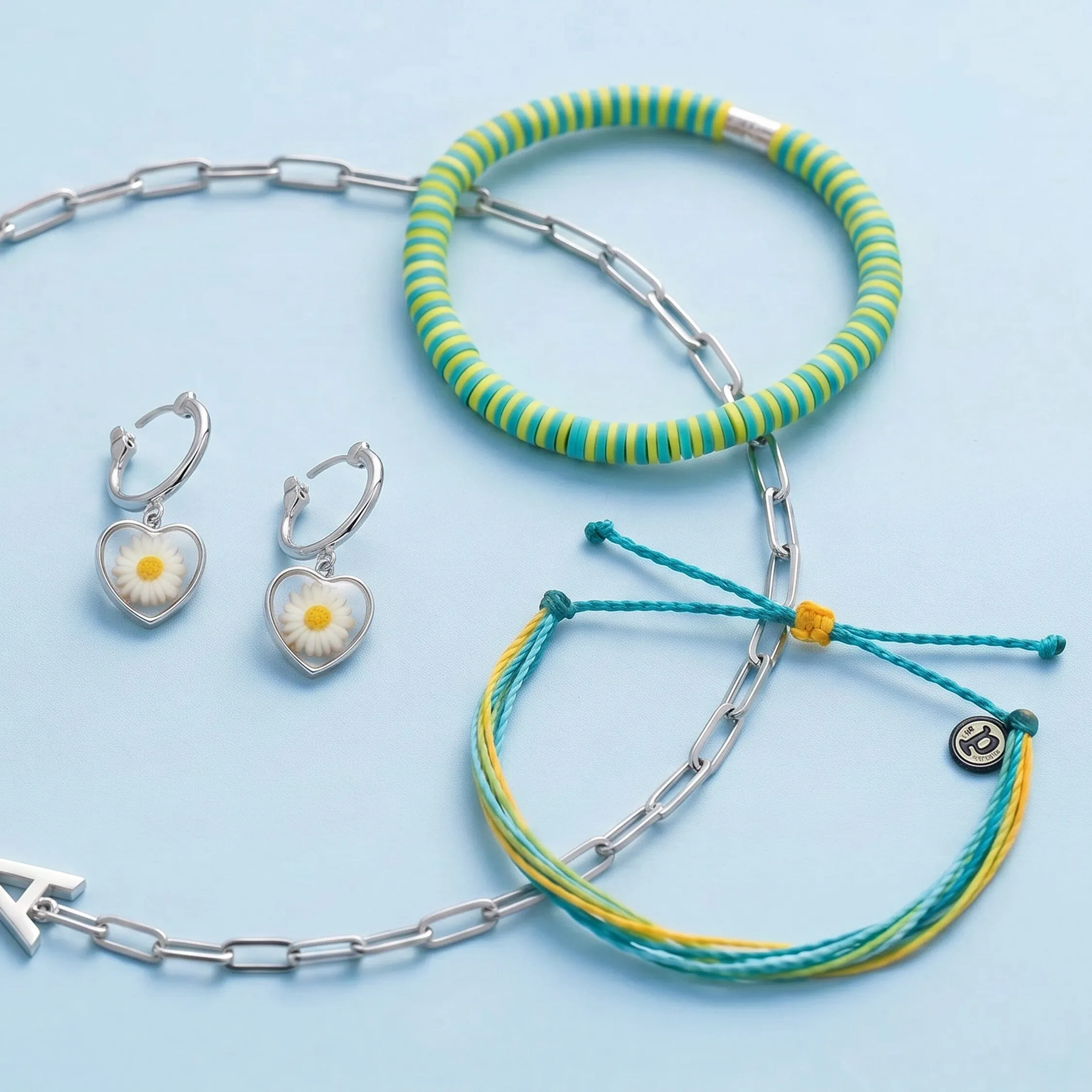 Green Flag Bundle sold by Pura Vida