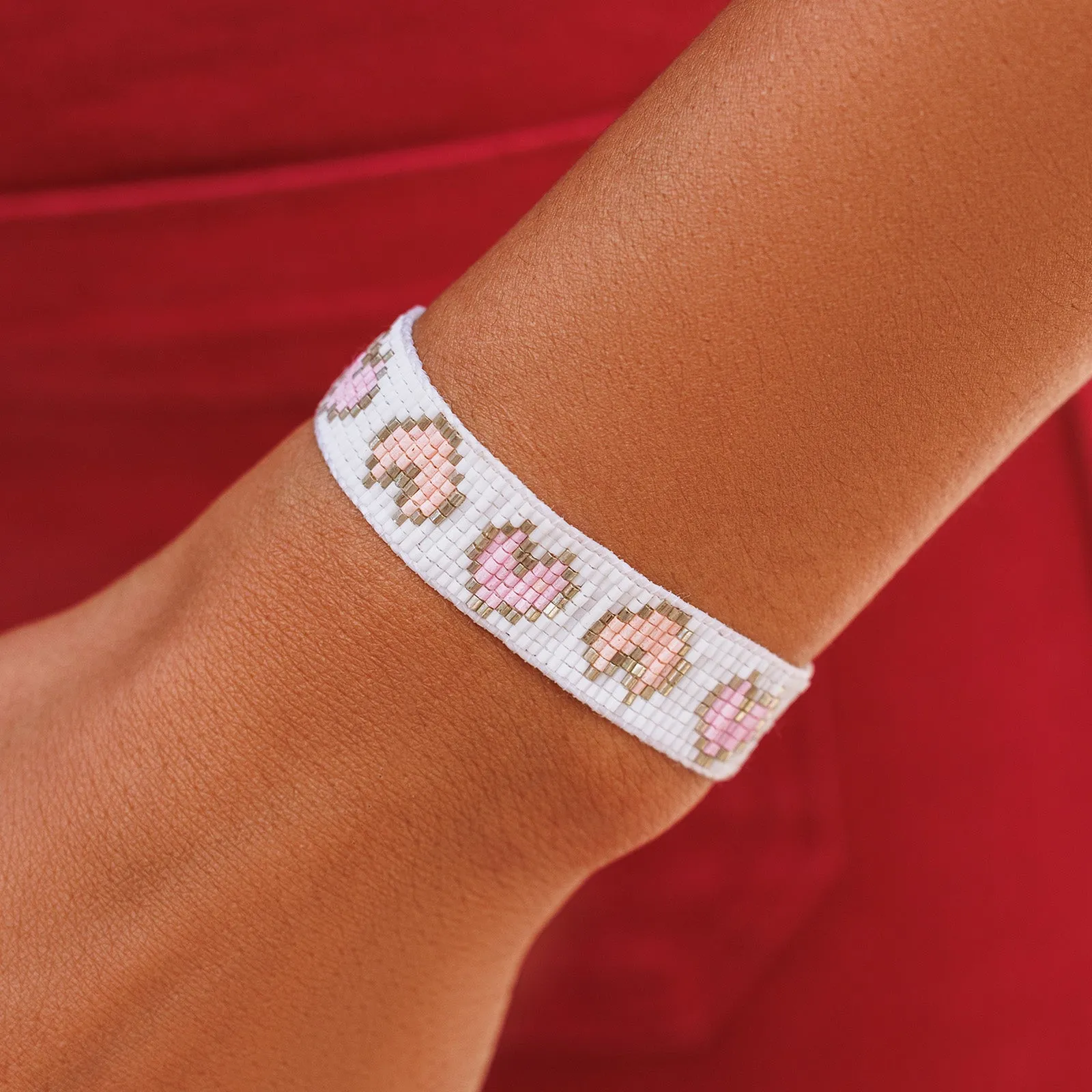 Woven Seed Bead Heart Bracelet sold by Pura Vida product image thumbnail 2