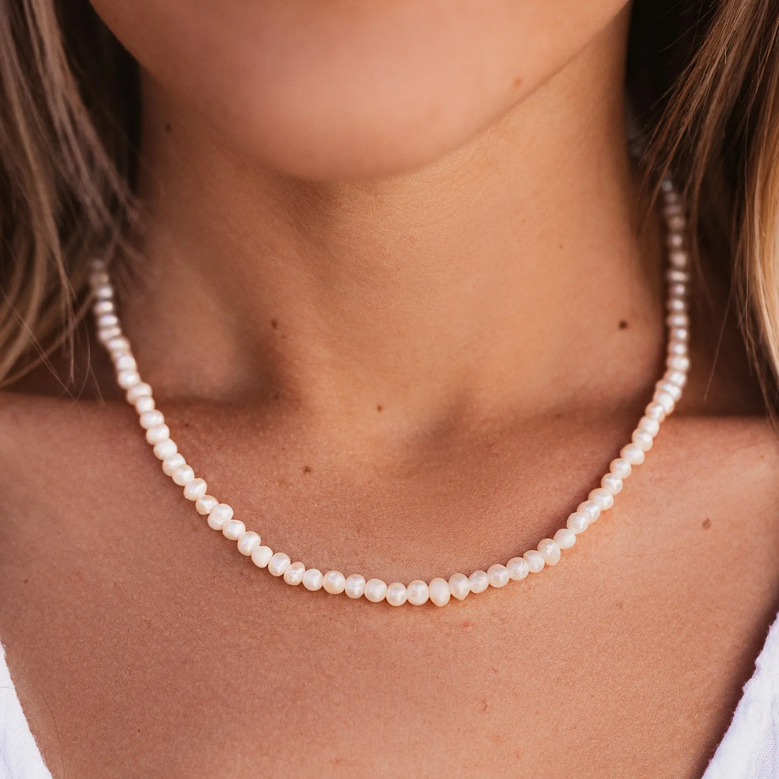 Bitty Freshwater Pearl Choker sold by Pura Vida product image thumbnail 5