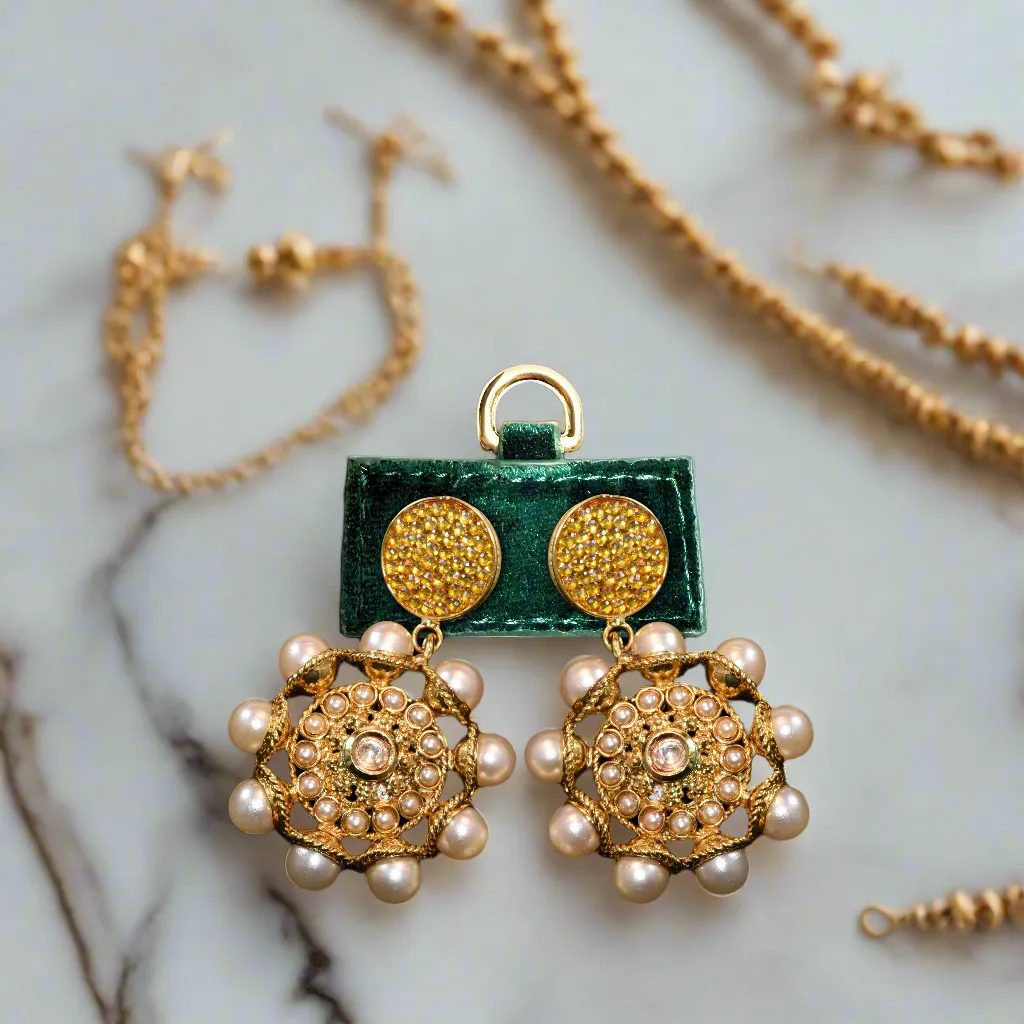 NEW Earring Stays - Emerald Velvet sold by PurseN product image thumbnail 2