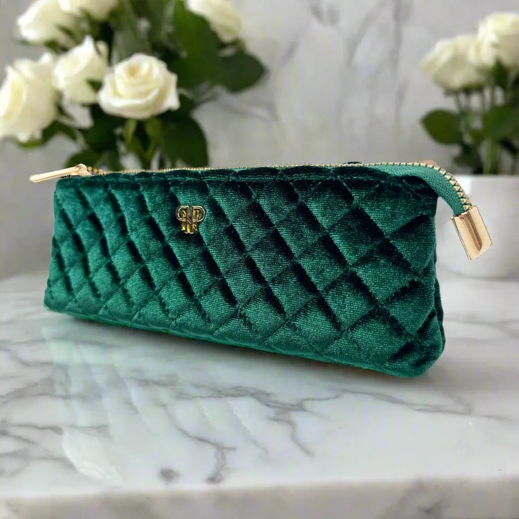 NEW Sleek Stash Go-To-Case - Emerald Velvet sold by PurseN product image thumbnail 4