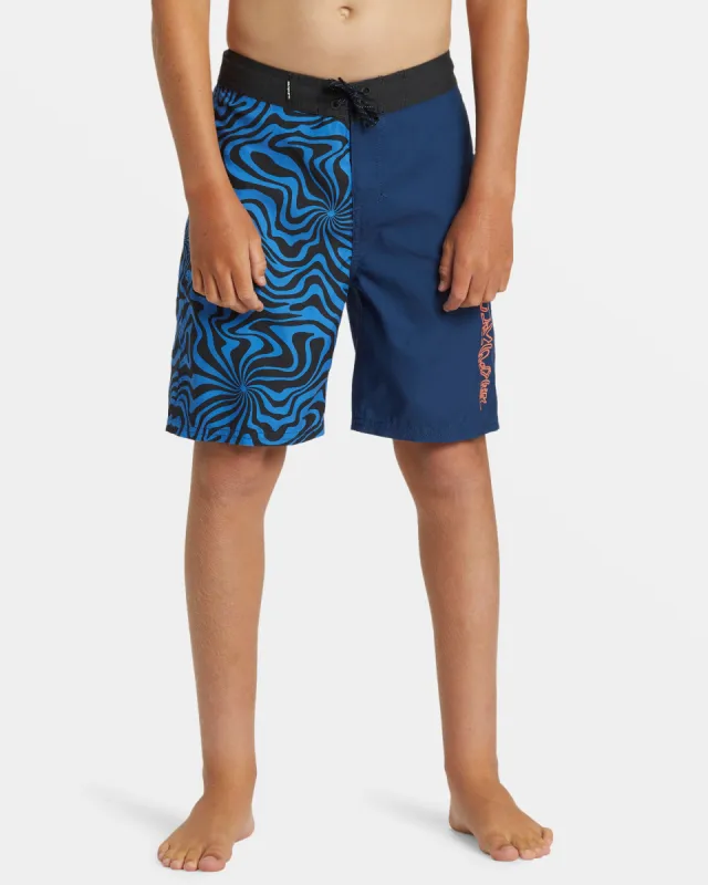 Boys 8-16 Everyday Warped 17" Boardshorts - Nebulas Blue made by Quiksilver
