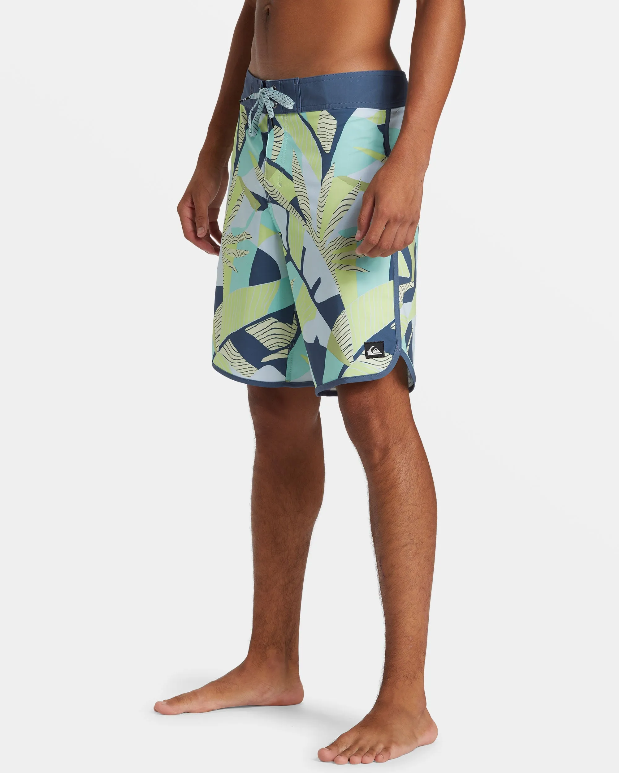 Surfsilk Scallop 19" Boardshorts - Aquifer sold by Quiksilver product image thumbnail 4