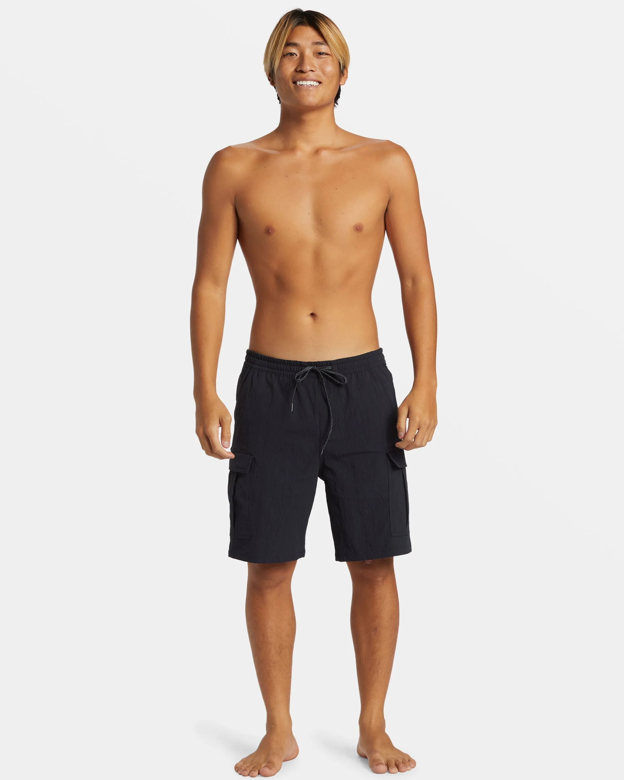 Taxer Cargo 19" Amphibian Hybrid Shorts - Black sold by Quiksilver product image thumbnail 3