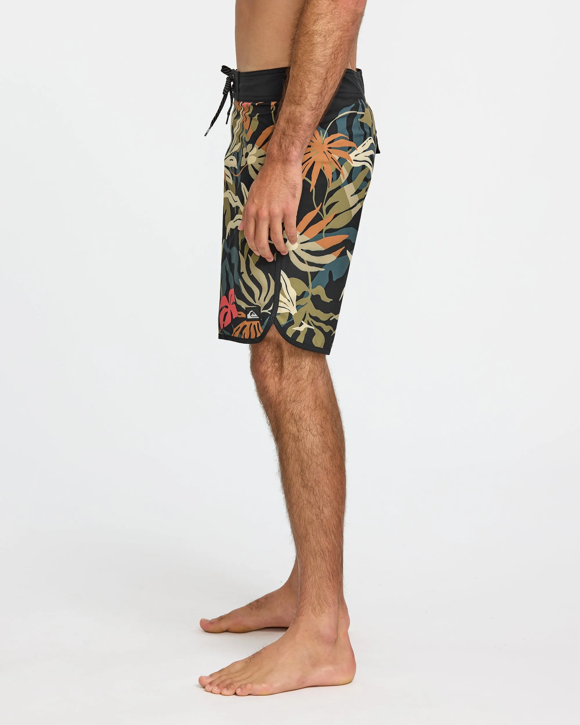 Surfsilk Scallop 19" Boardshorts - Black sold by Quiksilver product image thumbnail 4