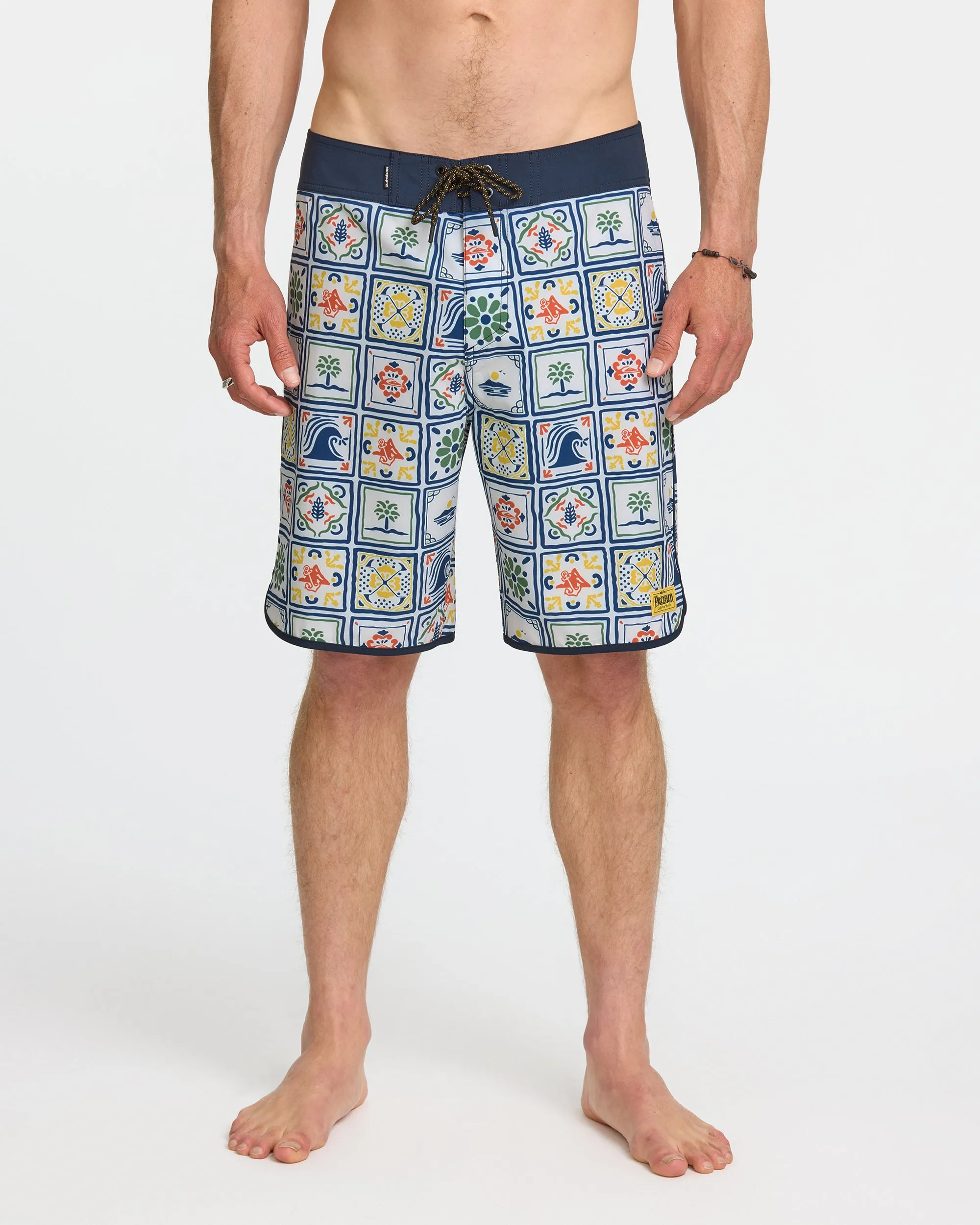 Quiksilver x Pacifico Scallop 19" Boardshorts - White sold by Quiksilver product image thumbnail 2