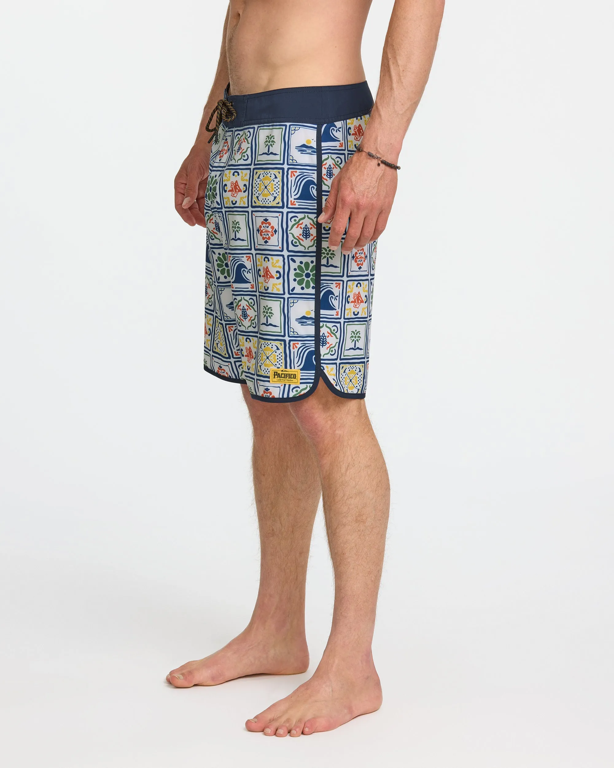 Quiksilver x Pacifico Scallop 19" Boardshorts - White sold by Quiksilver product image thumbnail 5
