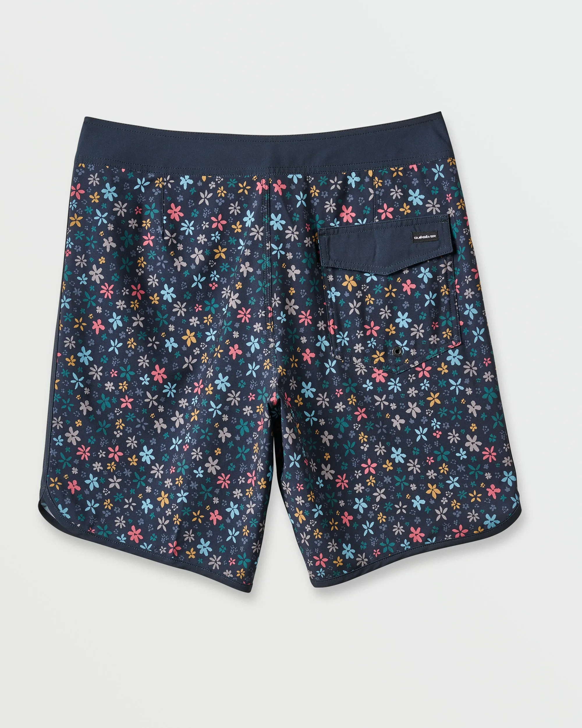 Surfsilk Scallop Ditsy 19" Boardshorts - Black sold by Quiksilver product image thumbnail 5