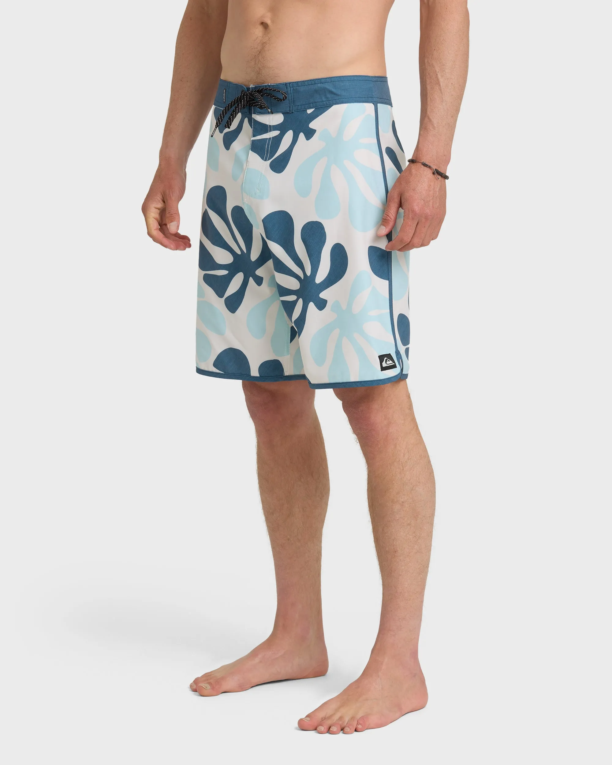 SurfSilk Sol Tiles Scallop 19" Boardshorts - Bone White sold by Quiksilver product image thumbnail 4