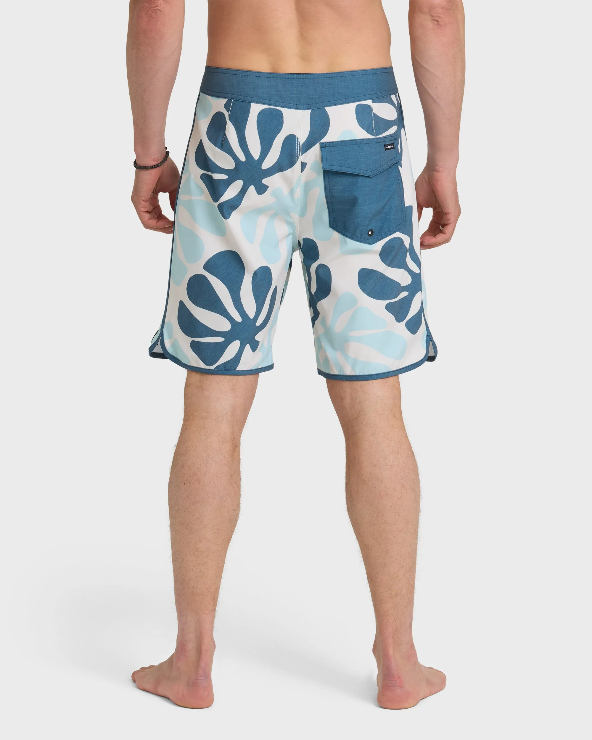 SurfSilk Sol Tiles Scallop 19" Boardshorts - Bone White sold by Quiksilver product image thumbnail 2