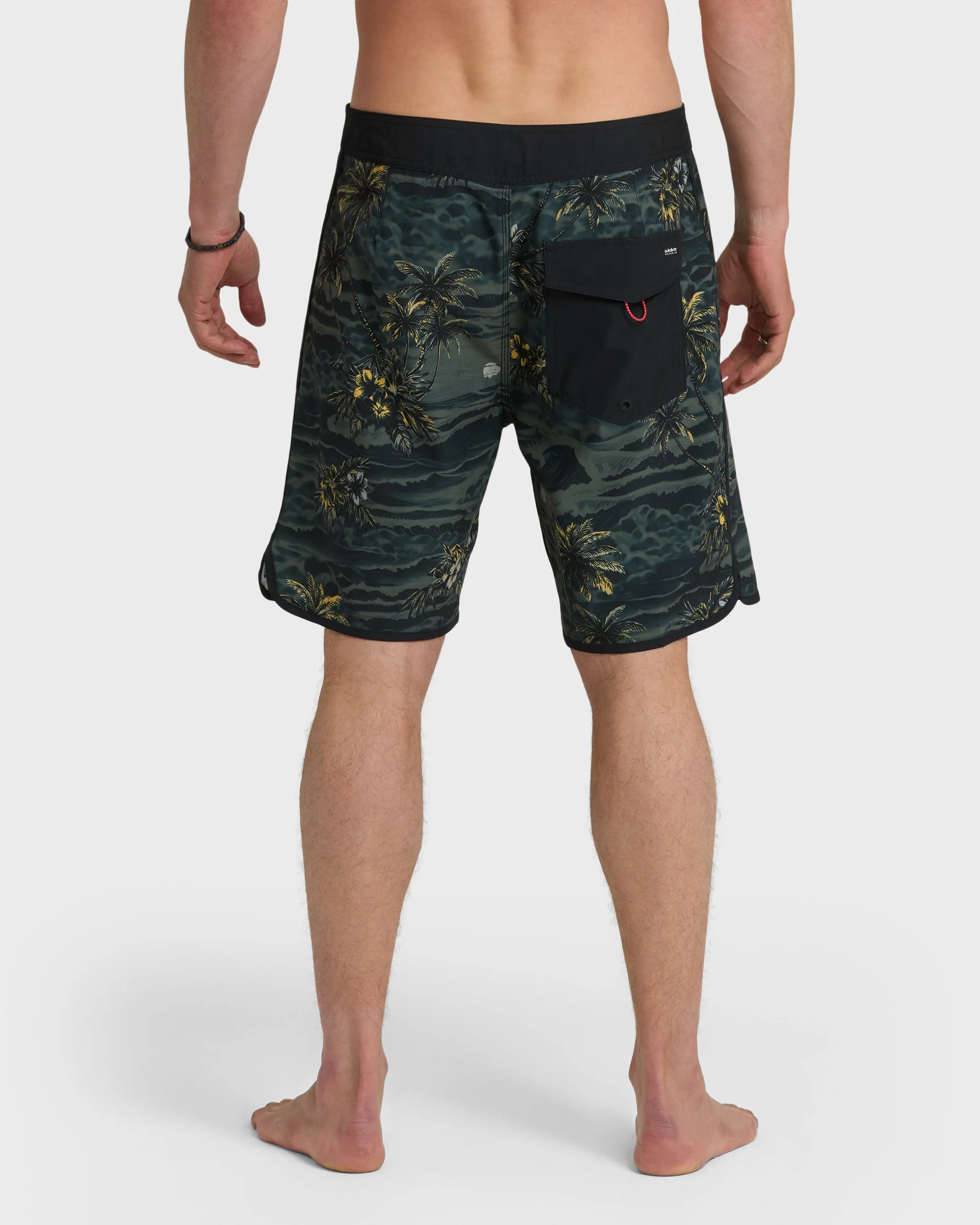 Hi Sundown Scallop 19" Boardshorts - Black sold by Quiksilver product image thumbnail 2