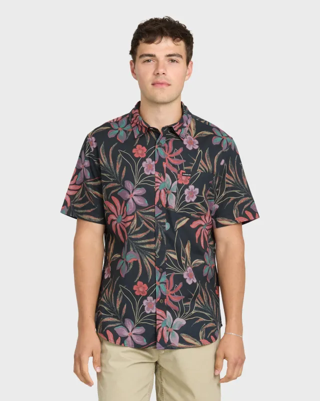 Pearlridge Classic Short Sleeve Woven Shirt - Total Eclipse made by Quiksilver