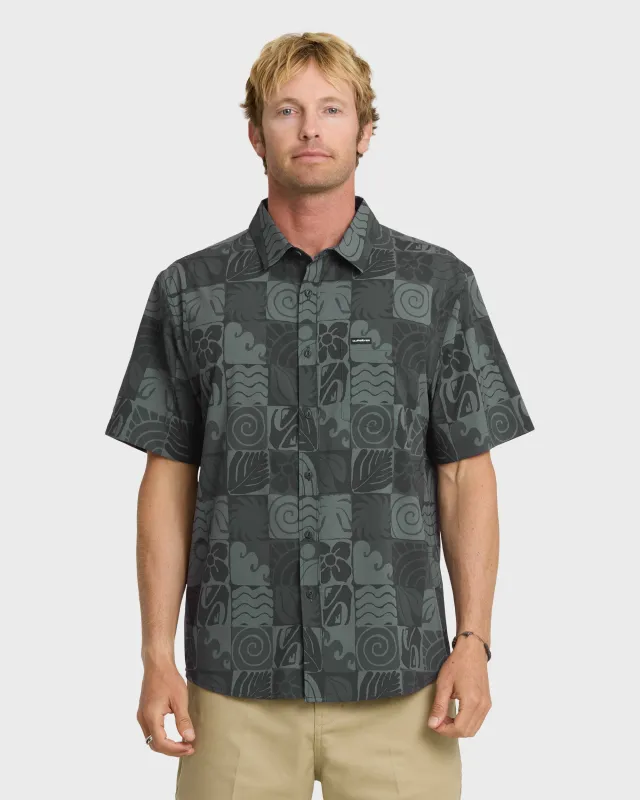 Earth Geo Classic Stretch Short Sleeve Woven Shirt - Phantom made by Quiksilver