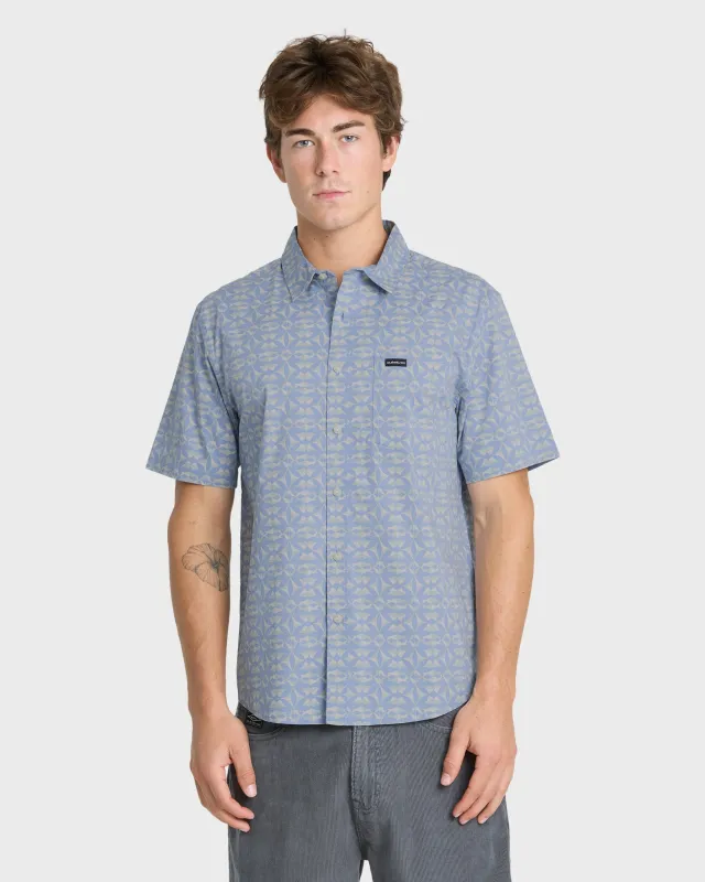 Nature Tile Classic Short Sleeve Woven Shirt - Quiet Harbor made by Quiksilver