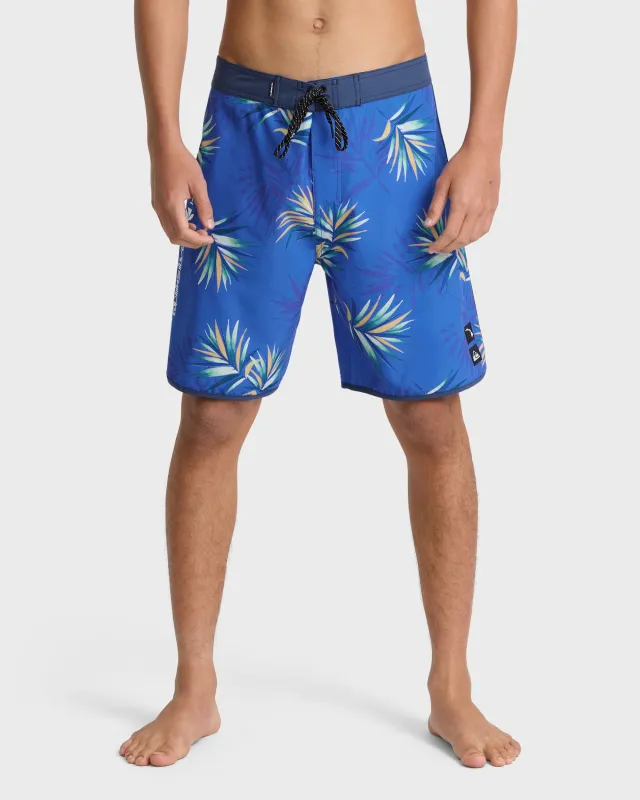 Surfsilk Hawaii Palm Balm 19" Boardshorts - Deep Water made by Quiksilver