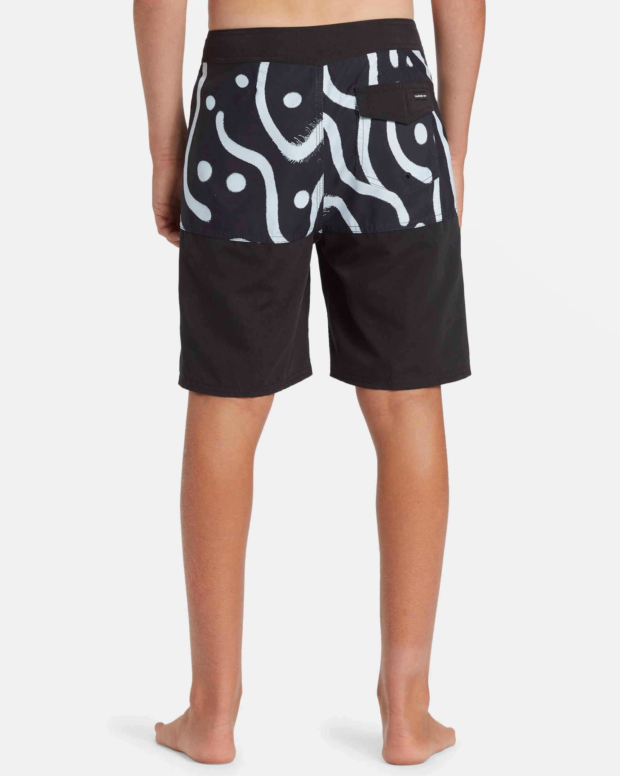 Boys 8-16 Everyday Division 17" Boardshorts - Black sold by Quiksilver product image thumbnail 2