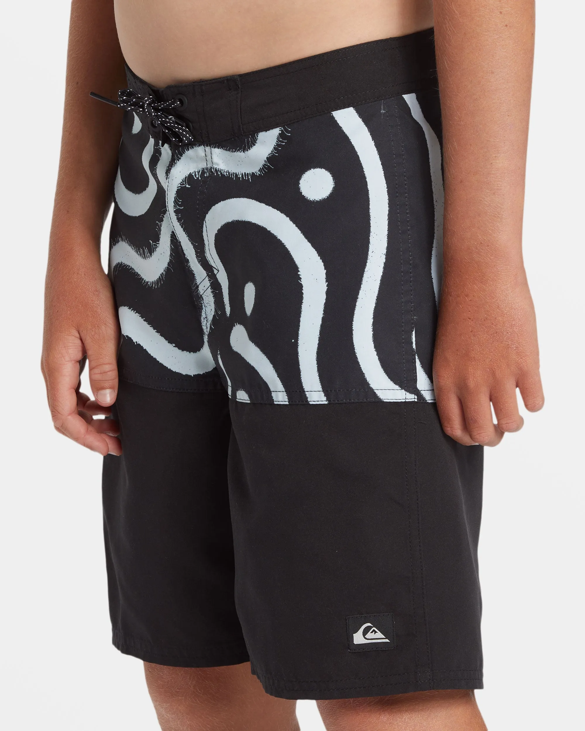 Boys 8-16 Everyday Division 17" Boardshorts - Black sold by Quiksilver product image thumbnail 5