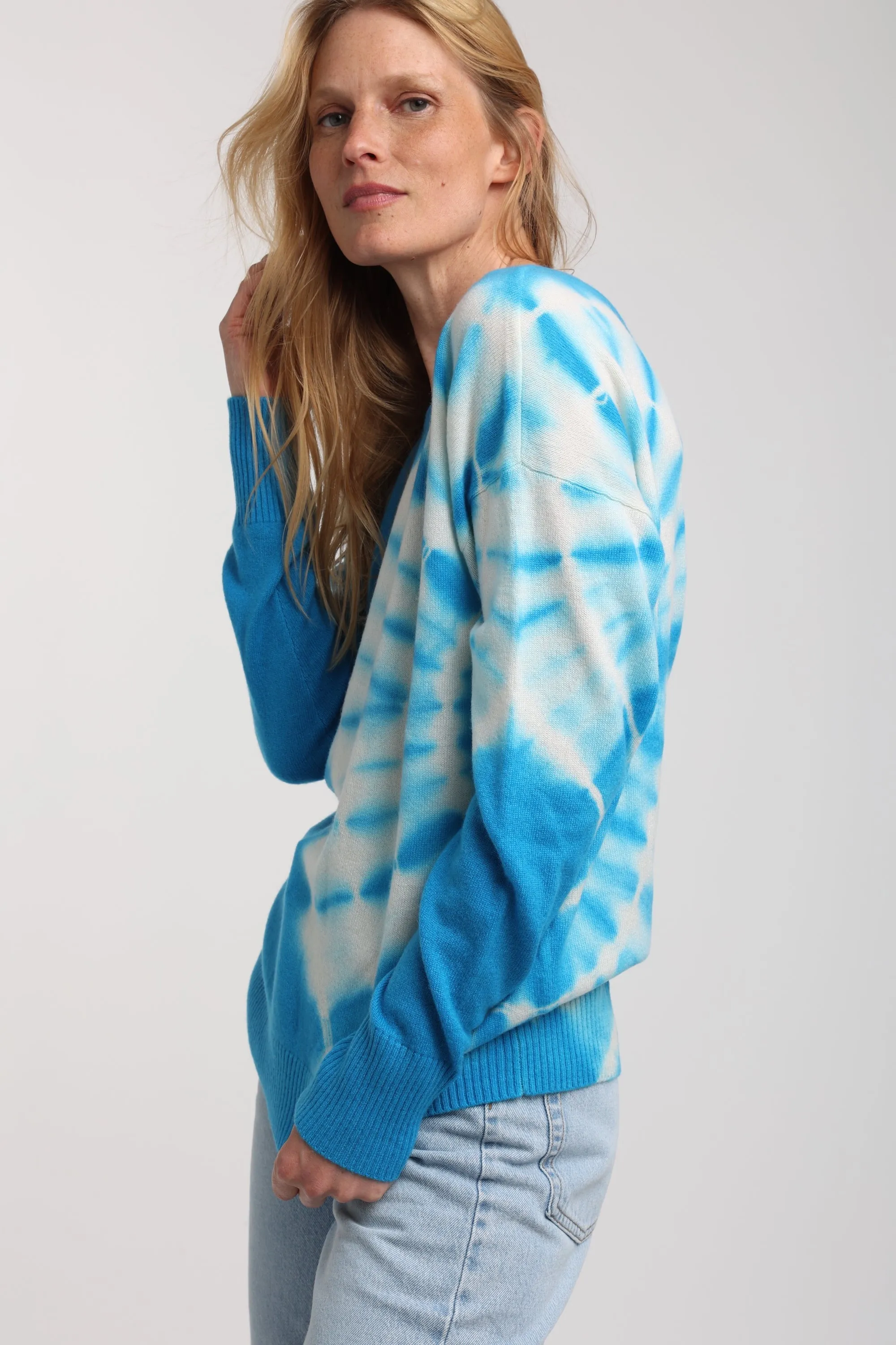 Layla Cashmere Tie Dye Sweatshirt sold by Quinn product image thumbnail 5