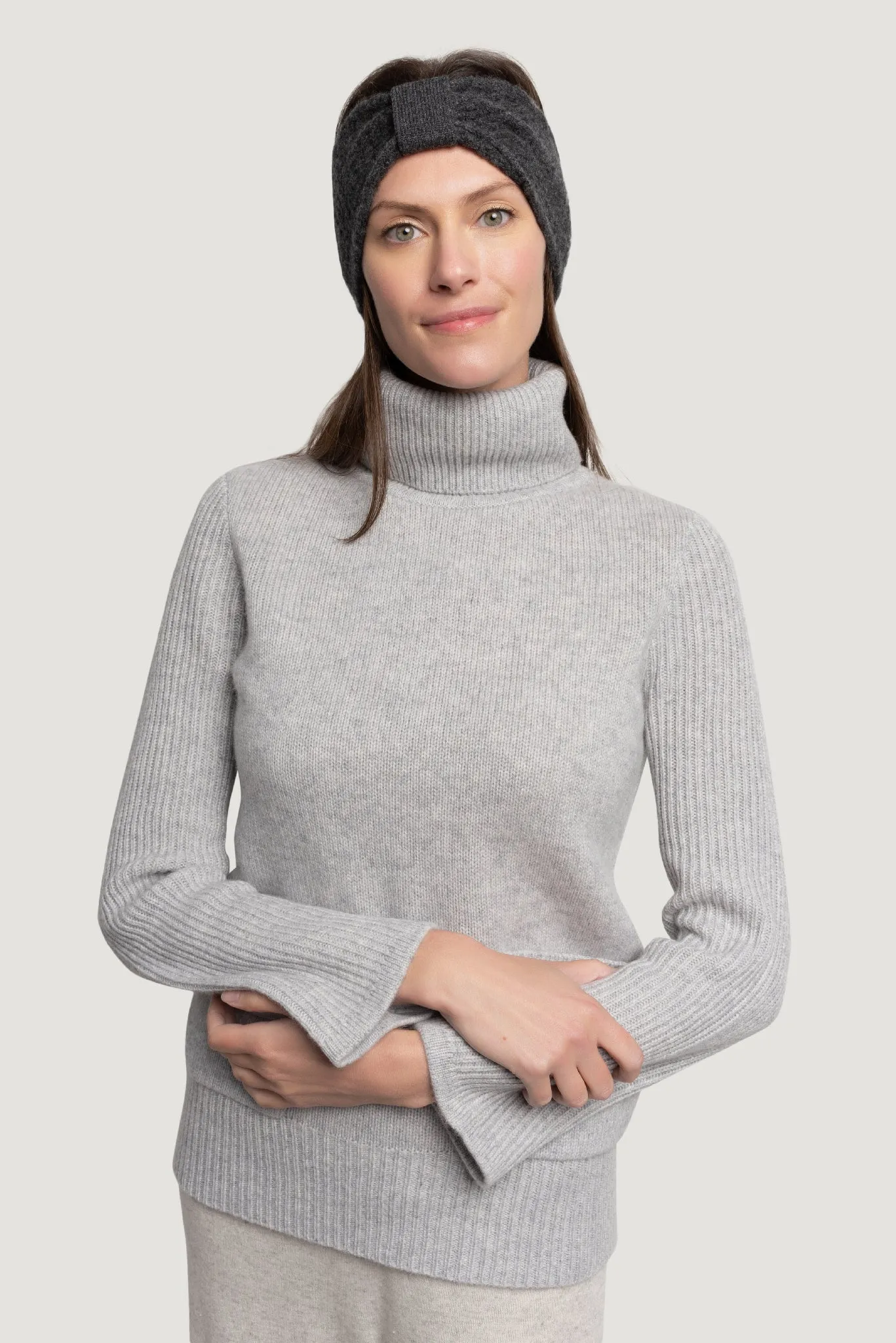 Cashmere Textured Bow Headband sold by Quinn product image thumbnail 5