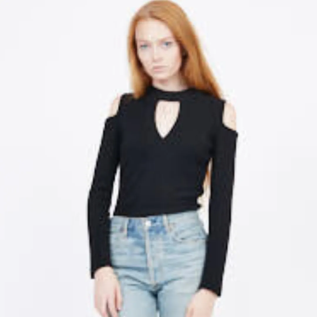 CASHMERE COLD SHOULDER sold by Quinn product image thumbnail 4