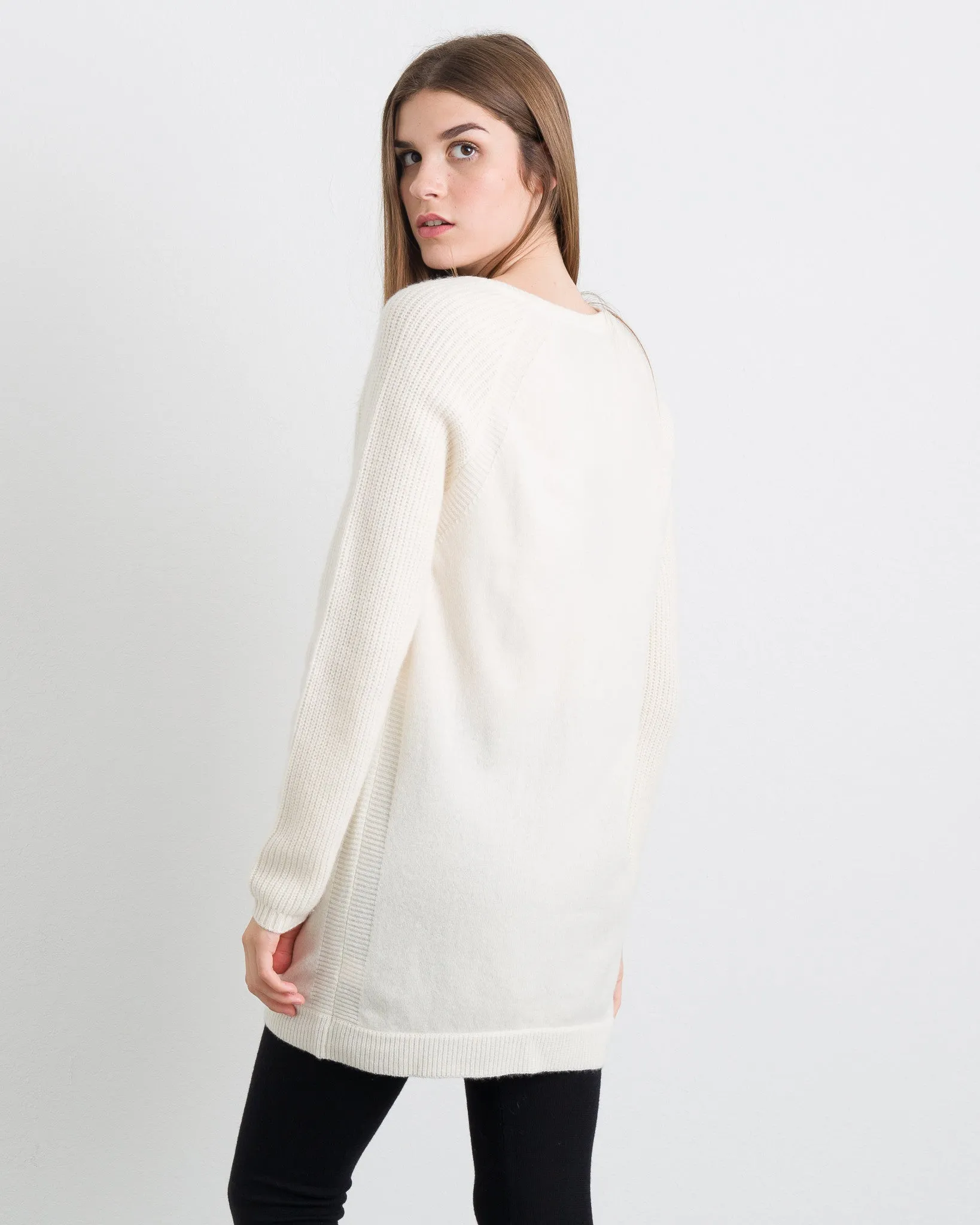 CASHMERE BOAT NECK TUNIC sold by Quinn product image thumbnail 3