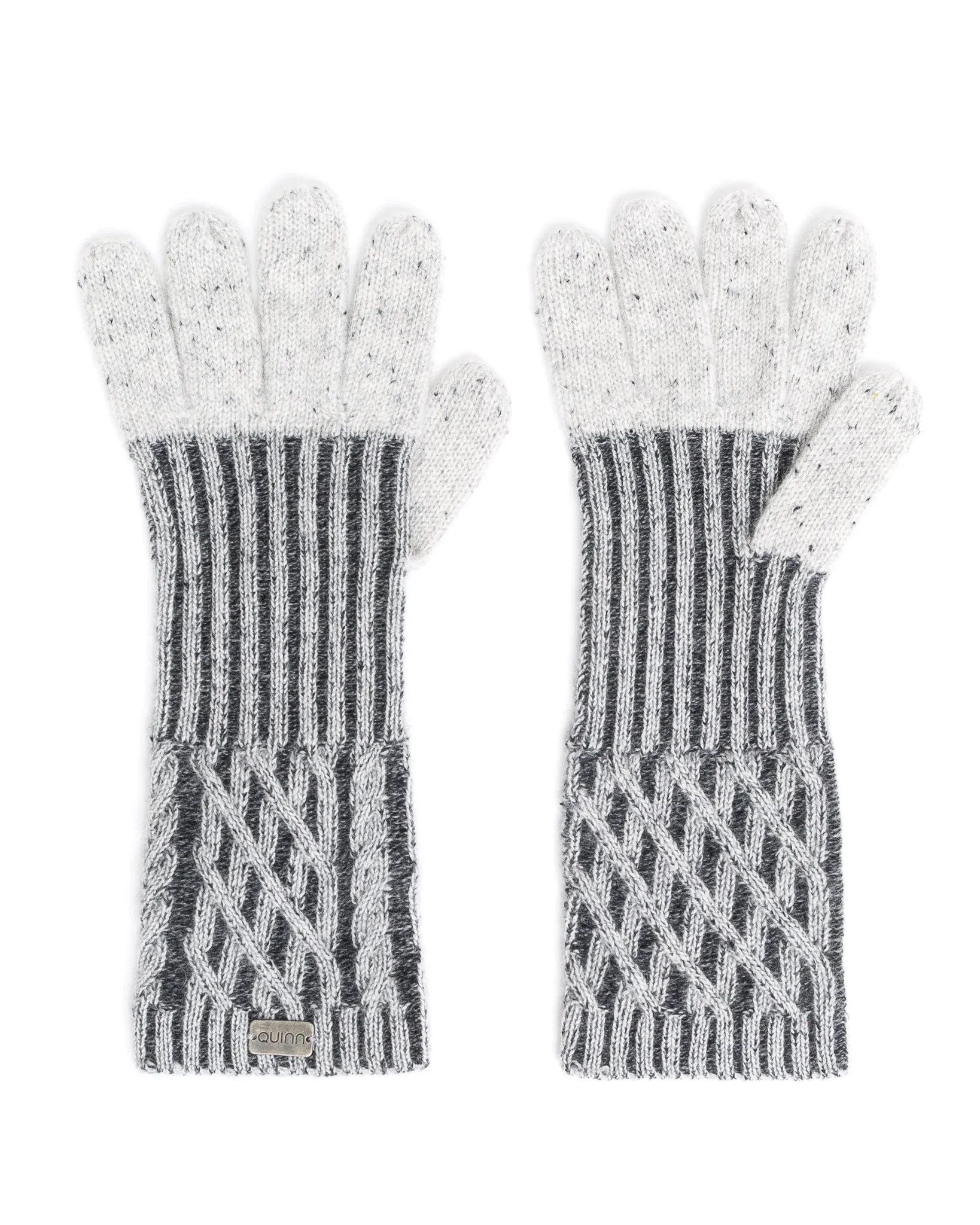 Fiora Cashmere Cable Glove sold by Quinn product image thumbnail 3