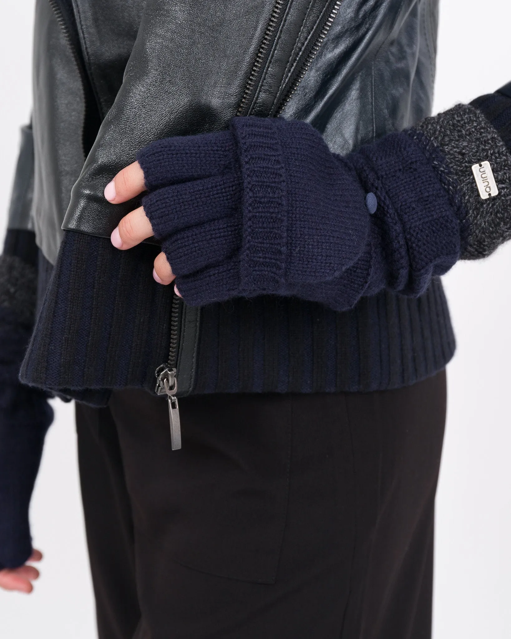 Cashmere Cable Ombre Pop Top Glove sold by Quinn product image thumbnail 3