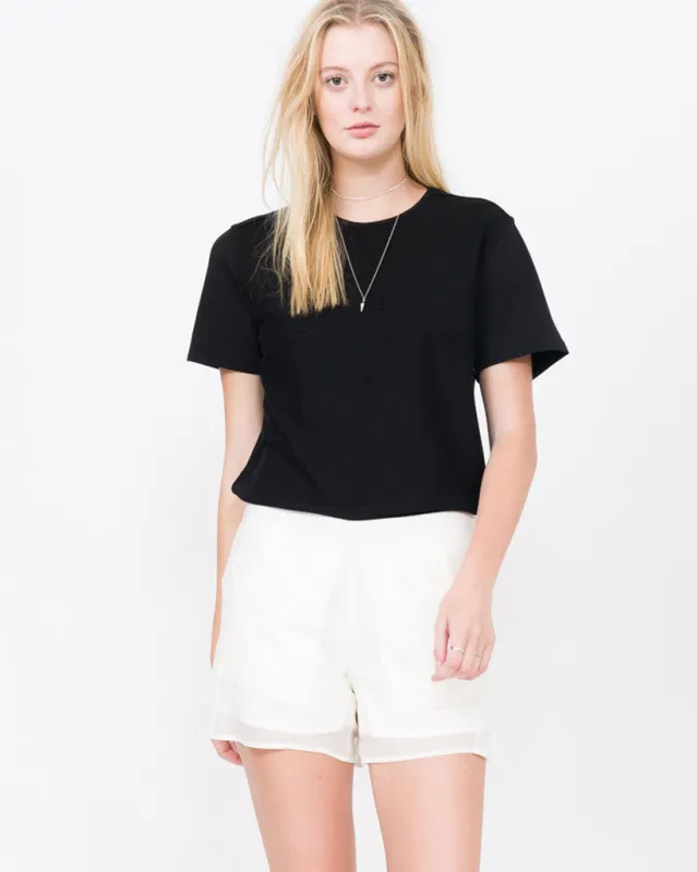 Genna Short sold by Quinn