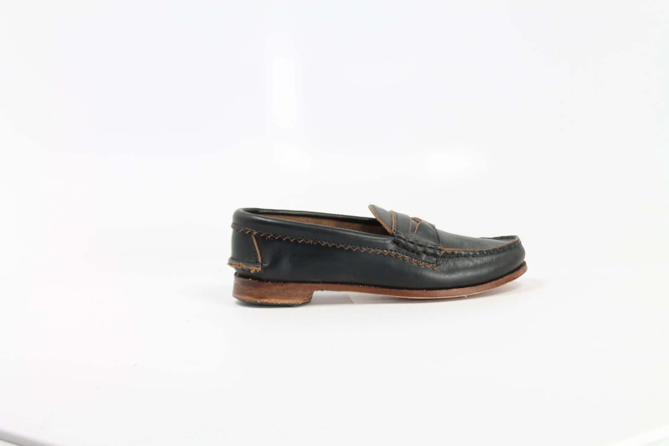 W PENNY LOAFER sold by Quoddy