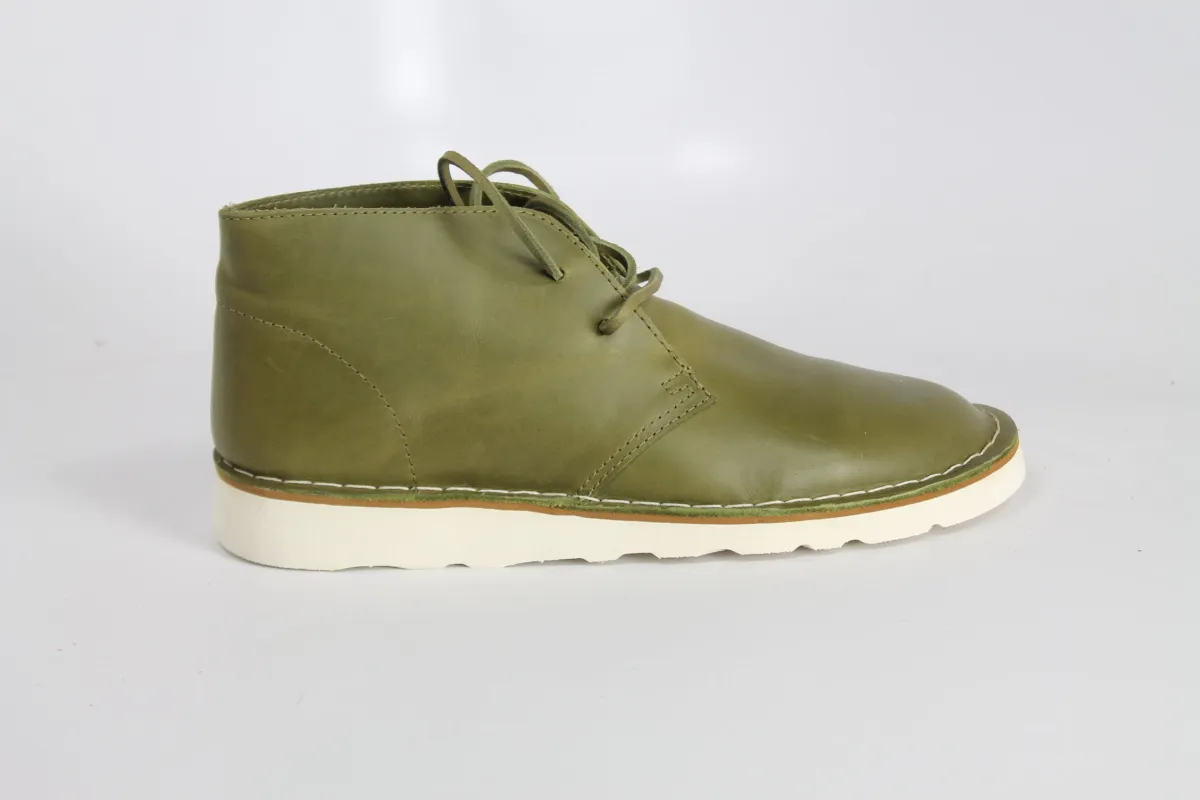 M BIDDEFORD DESERT BOOT made by Quoddy