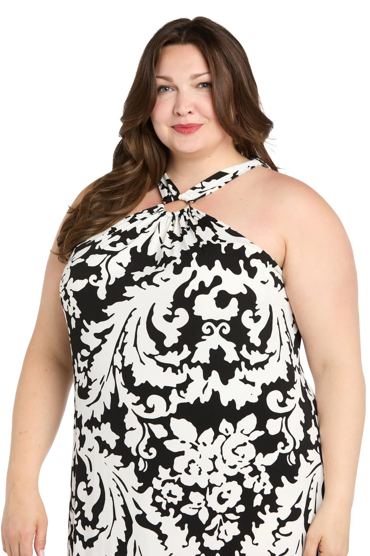 Chic Halter Maxi Dress - Plus sold by R&M Richards product image thumbnail 3