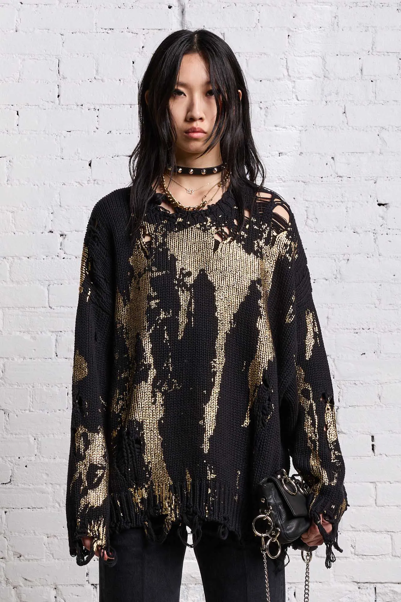OVERSIZED SWEATER - GOLD SPLATTERED BLACK sold by R13 product image thumbnail 3