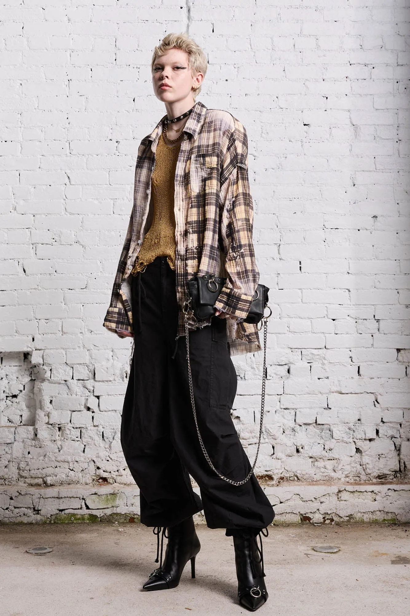 SHREDDED SEAM DROP NECK - BLEACH PRINTED PLAID sold by R13 product image thumbnail 2