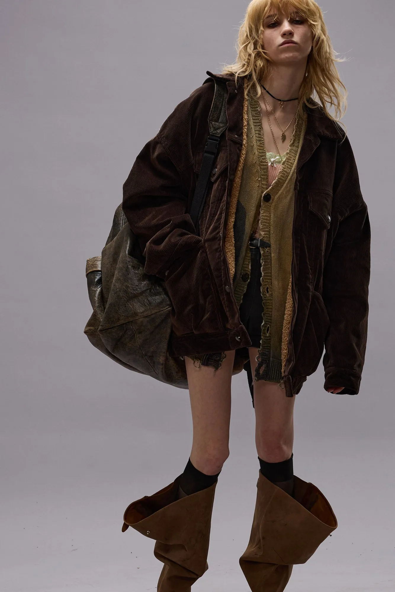 LACEY TRUCKER JACKET - DARK CHOCOLATE CORDUROY sold by R13 product image thumbnail 2