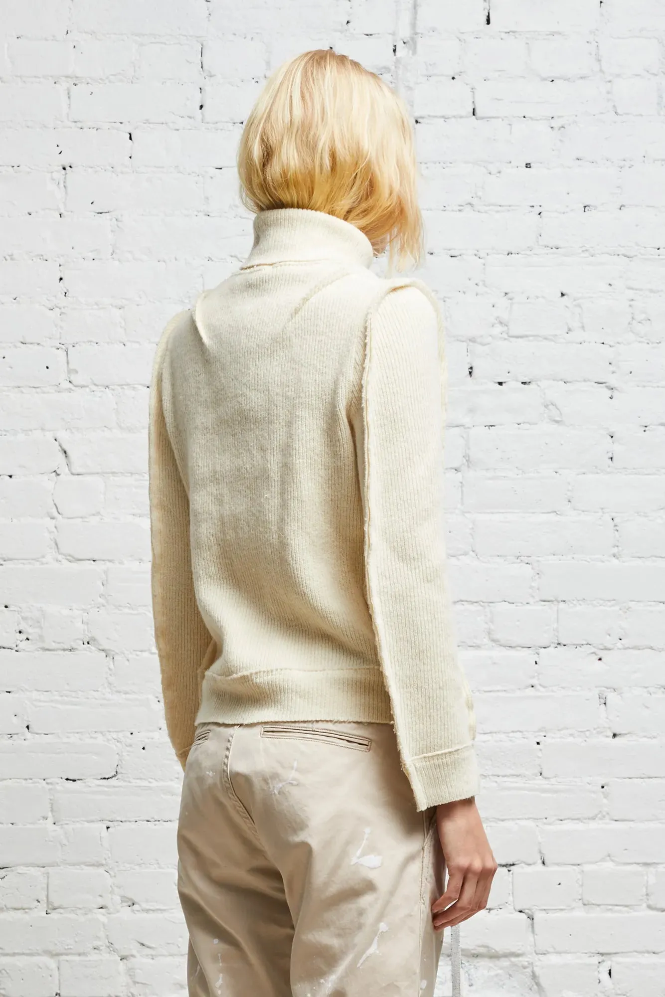 FLAT SLEEVE TURTLENECK - ECRU sold by R13 product image thumbnail 4