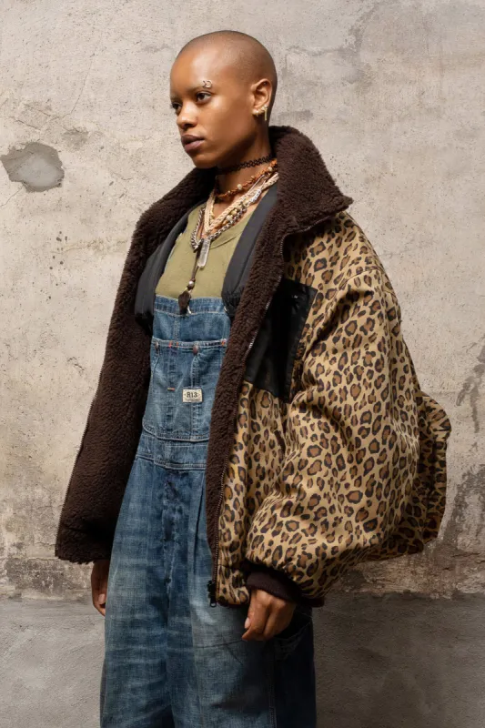 BACKZIP WINDBREAKER - PRINTED LEOPARD sold by R13