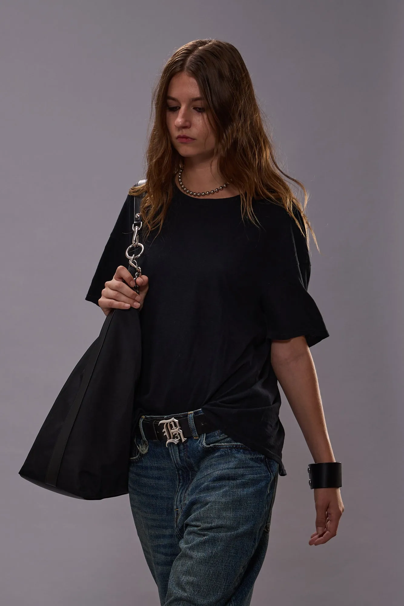 RELAXED CASHMERE T - BLACK sold by R13